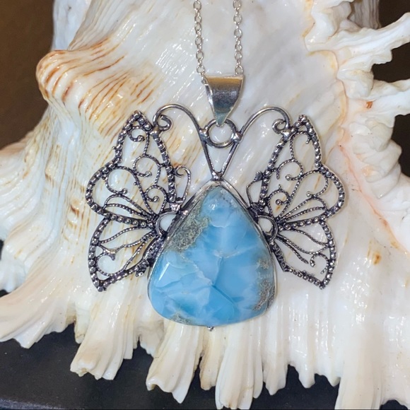 Caribbean Larimar Handcrafted butterfly pendant - Picture 2 of 9